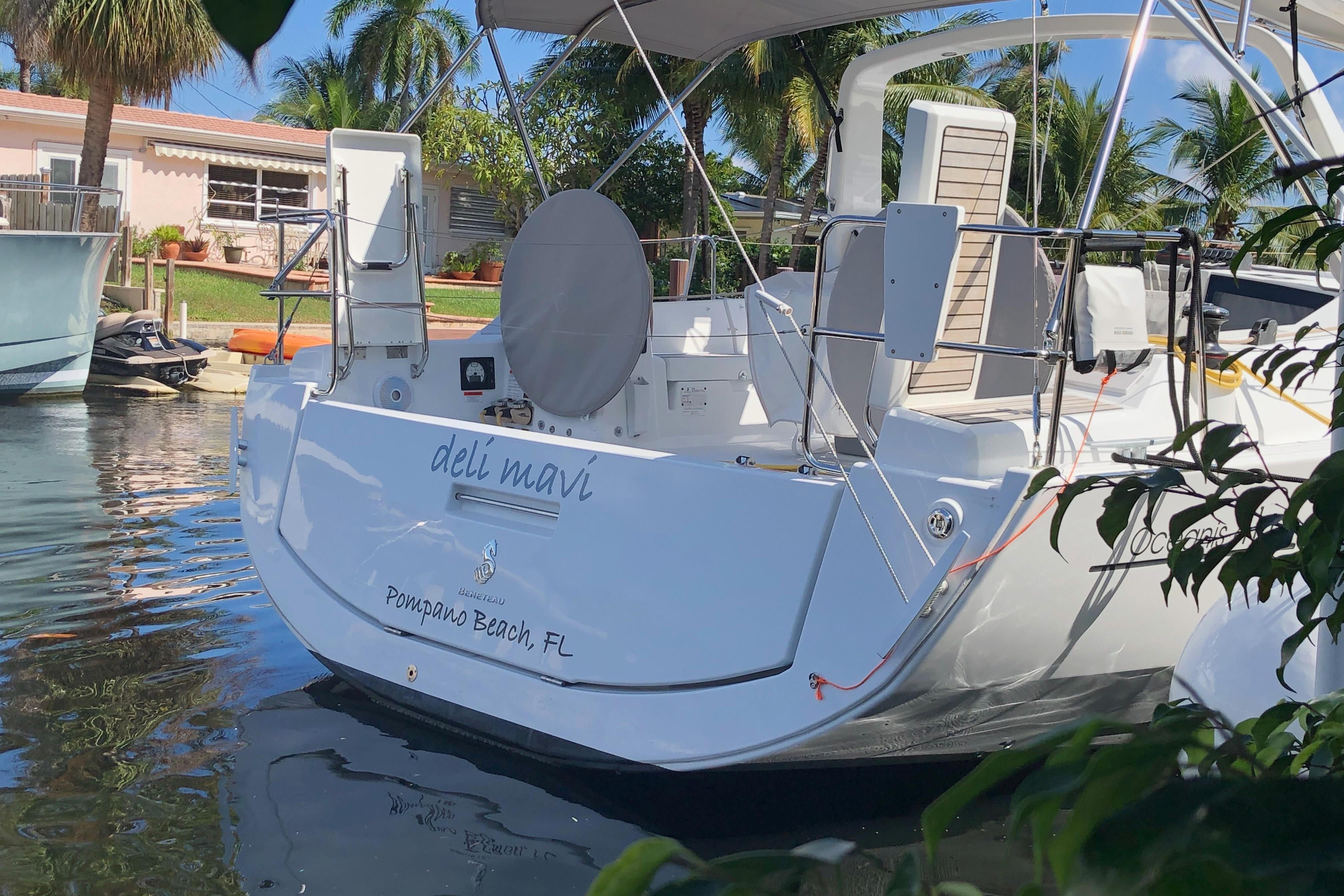 Yacht Photos Pics