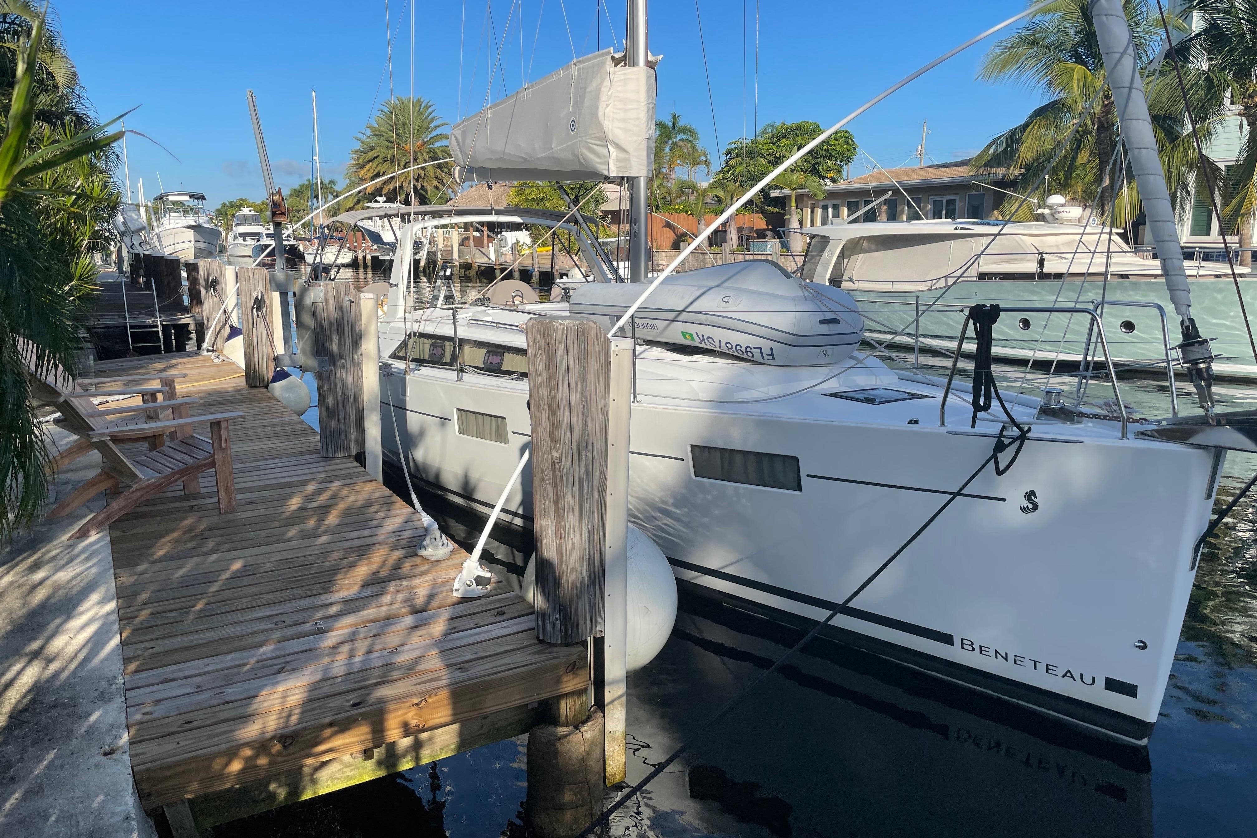 Yacht Photos Pics