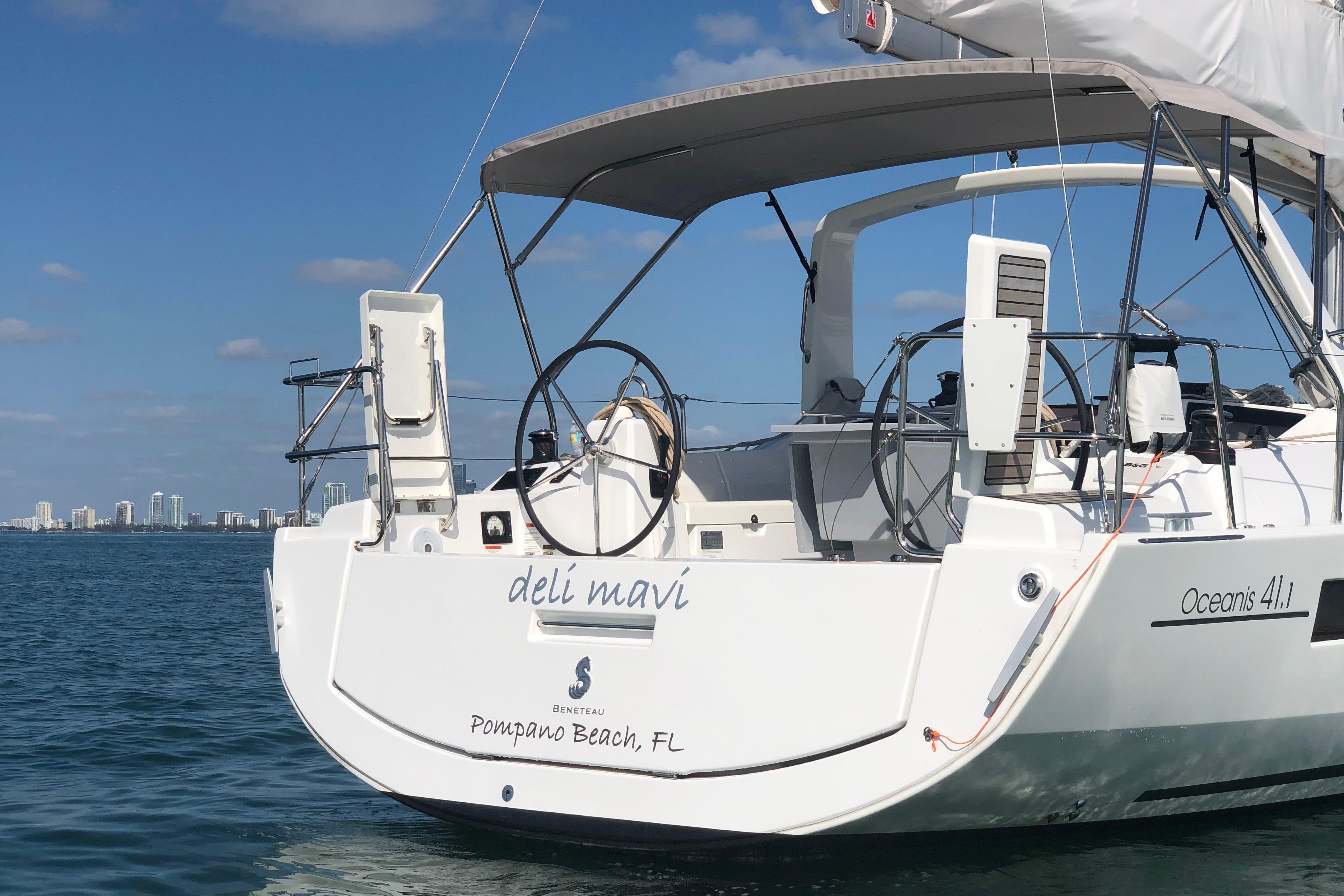 Yacht Photos Pics