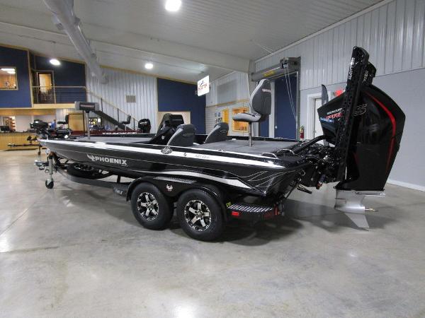 2021 Phoenix boat for sale, model of the boat is 921 ELITE & Image # 7 of 53