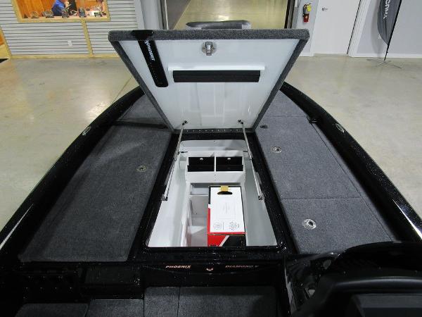 2021 Phoenix boat for sale, model of the boat is 921 ELITE & Image # 25 of 53
