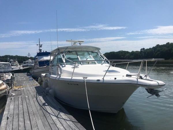 2005 Rampage boat for sale, model of the boat is 33' Express & Image # 1 of 38