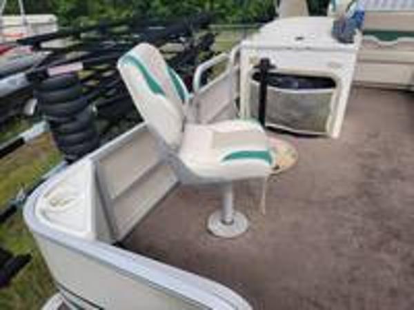 1998 Smoker Craft boat for sale, model of the boat is 22 Potnoon & Image # 4 of 6