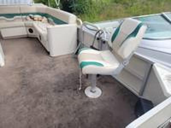 1998 Smoker Craft boat for sale, model of the boat is 22 Potnoon & Image # 5 of 6
