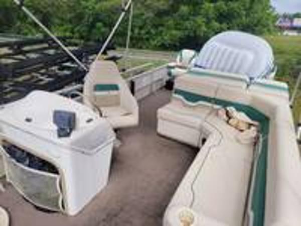 1998 Smoker Craft boat for sale, model of the boat is 22 Potnoon & Image # 6 of 6