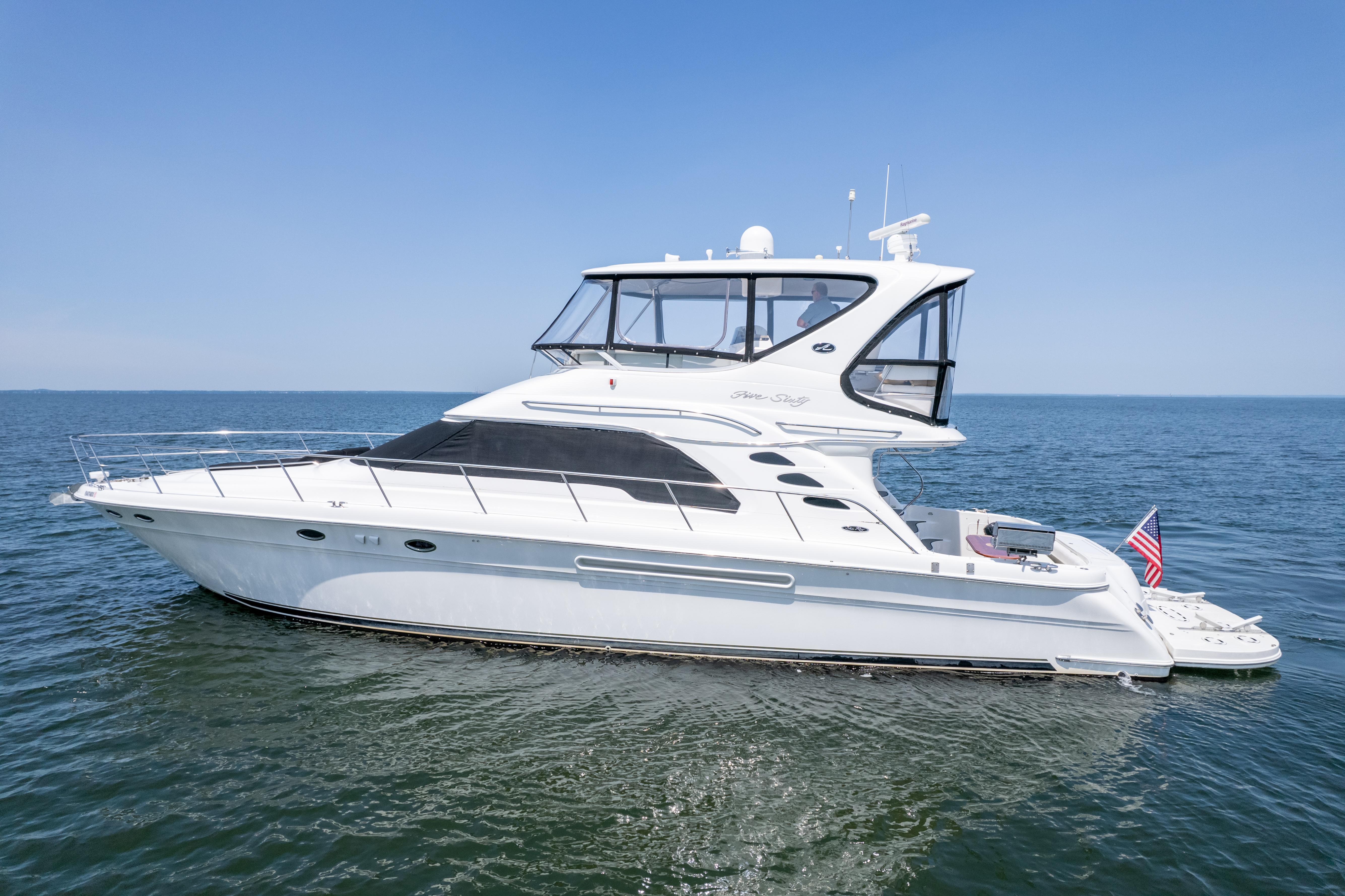 Sea Ray 56 Si Forever - Port profile on water