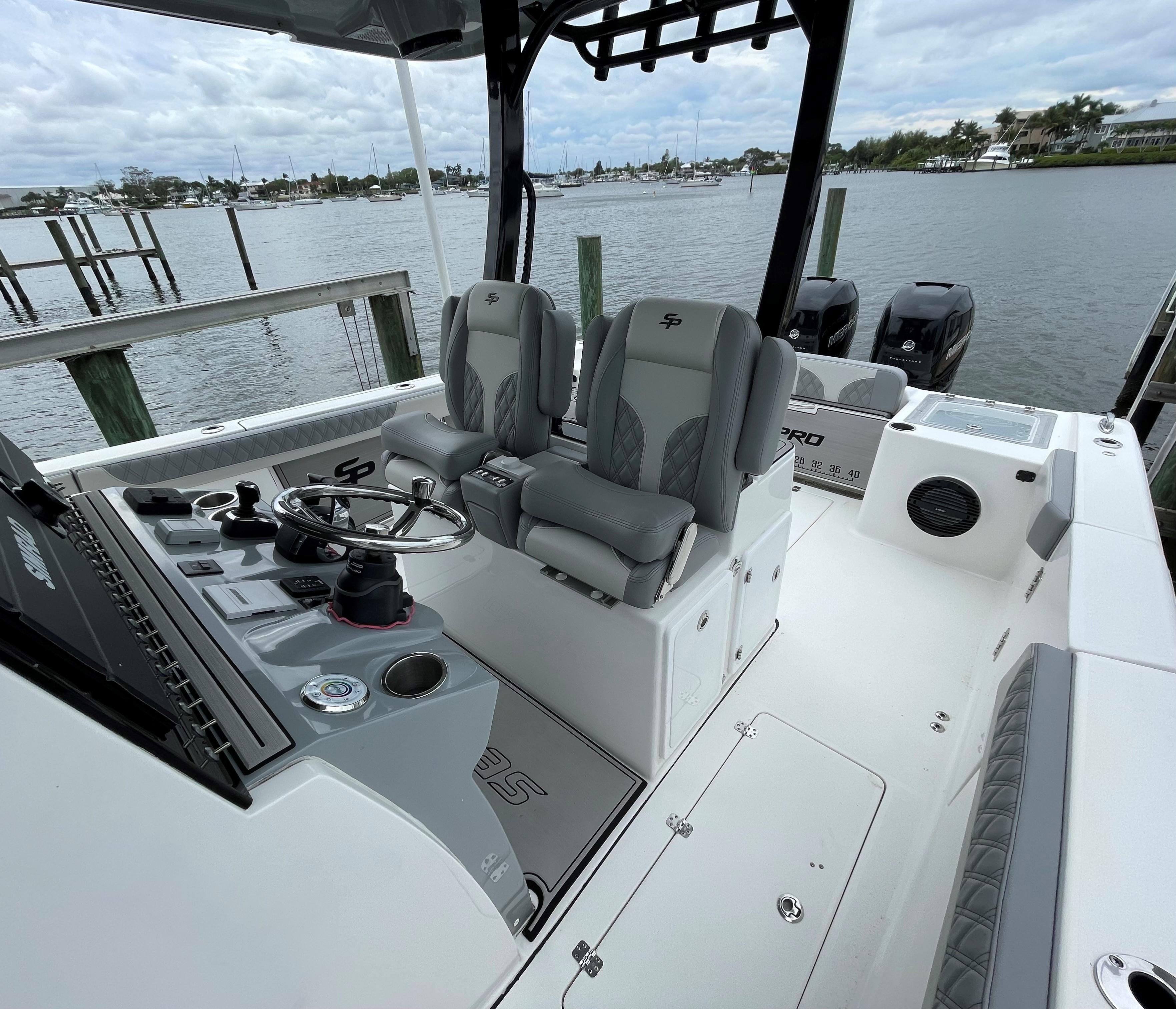 2023-sea-pro-320-dlx-center-console-power-9715759-20250314115546504-1_XLARGE