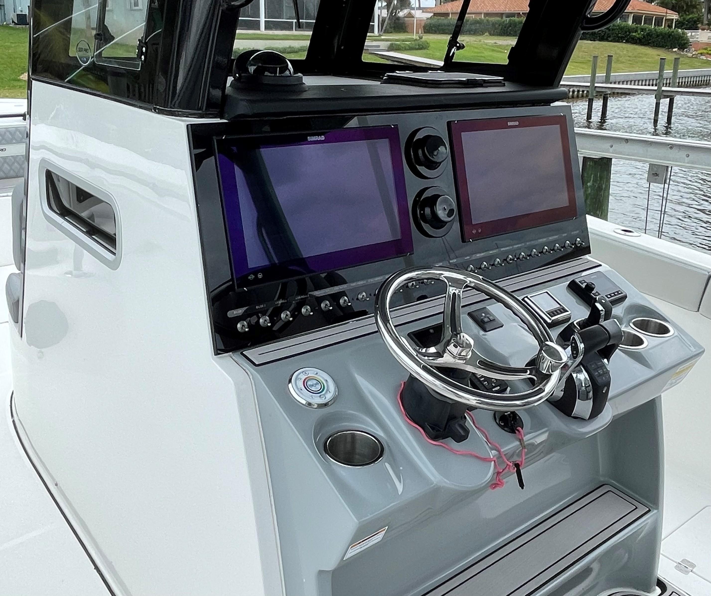 2023-sea-pro-320-dlx-center-console-power-9715759-20250314115618471-1_XLARGE