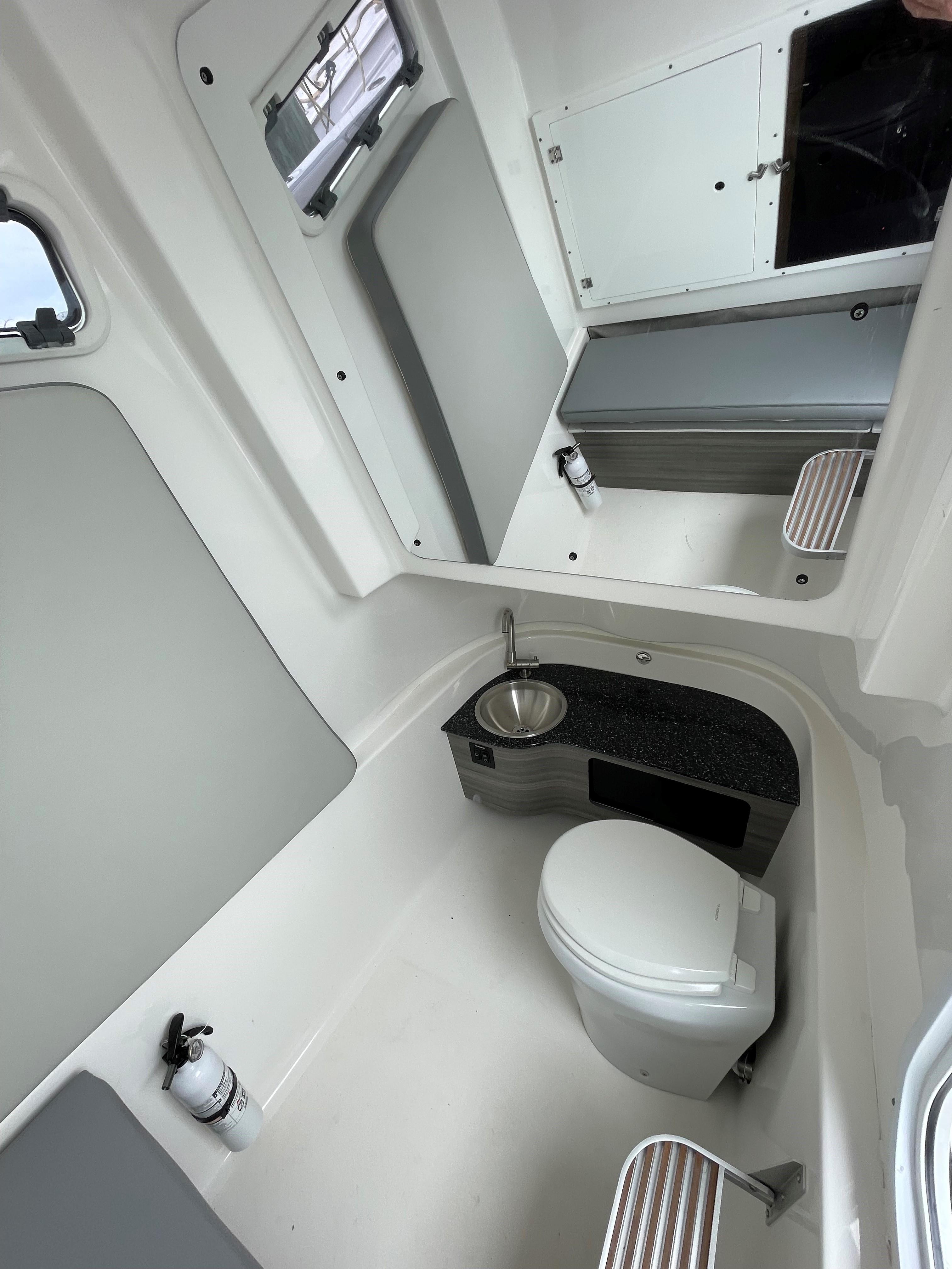 2023-sea-pro-320-dlx-center-console-power-9715759-20250314115625606-1_XLARGE