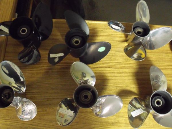 2009 EVINRUDE Stainless Steel Propellers image