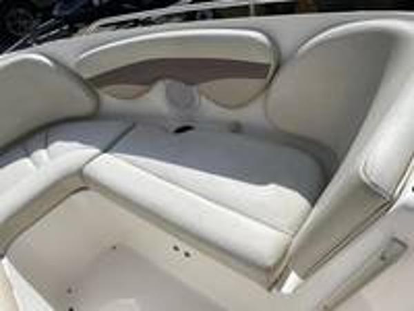2005 Chaparral boat for sale, model of the boat is 210 SSi & Image # 9 of 15
