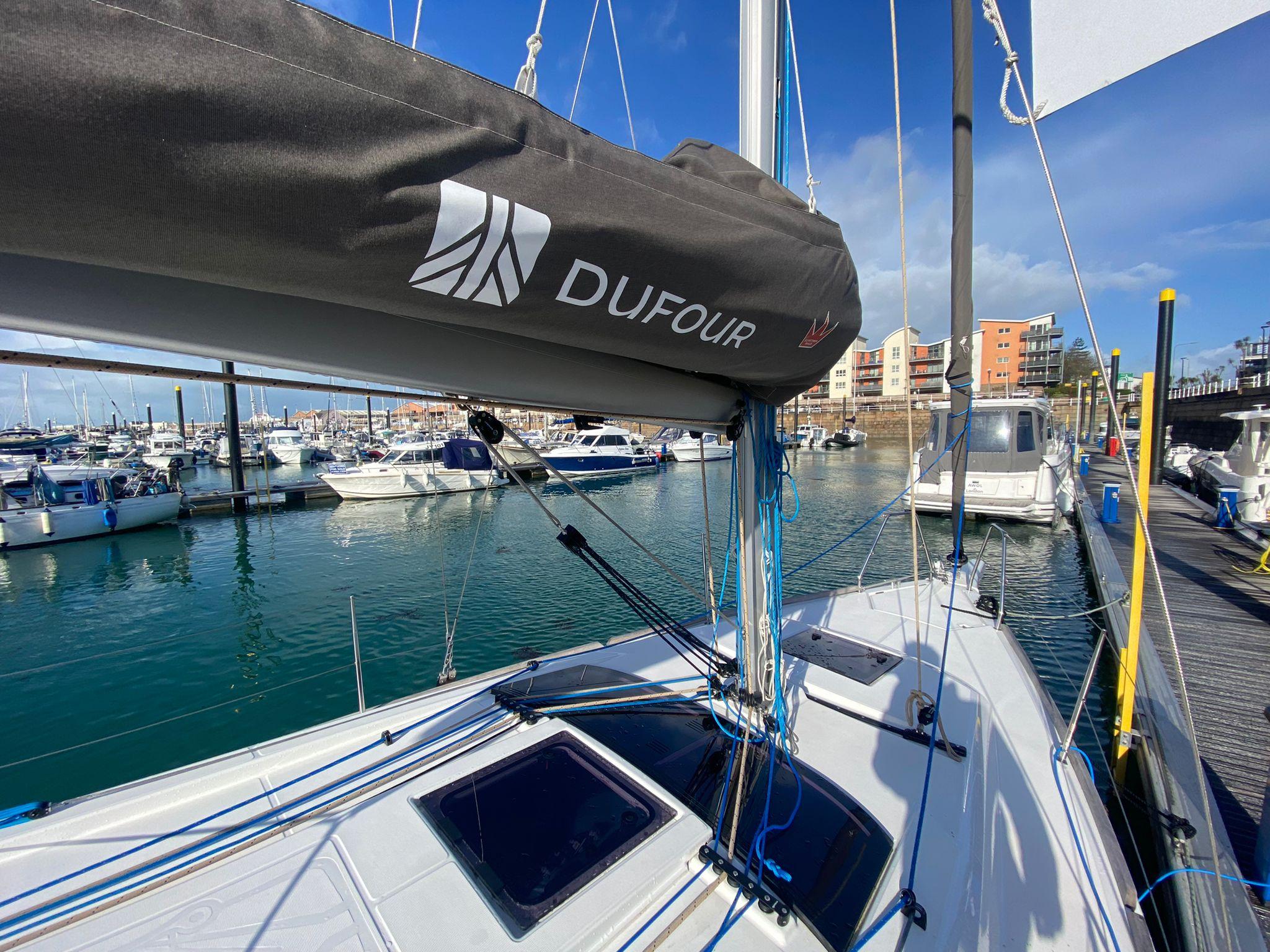 Dufour 32