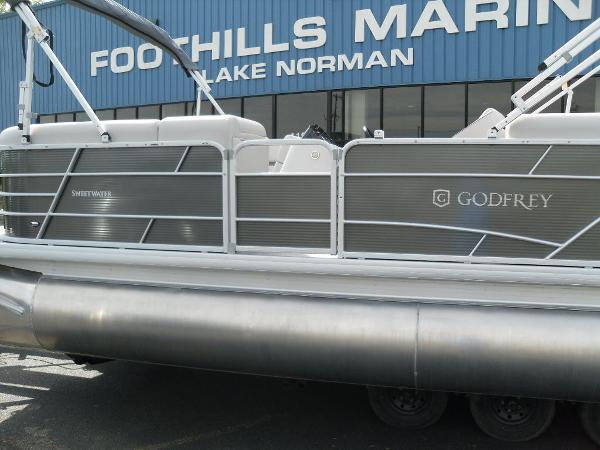 2021 Godfrey Pontoon boat for sale, model of the boat is SW 2286 SBX Sport Tube 27 in. & Image # 2 of 39