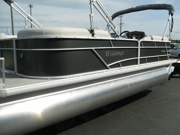 2021 Godfrey Pontoon boat for sale, model of the boat is SW 2286 SBX Sport Tube 27 in. & Image # 5 of 39