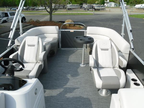 2021 Godfrey Pontoon boat for sale, model of the boat is SW 2286 SBX Sport Tube 27 in. & Image # 21 of 39