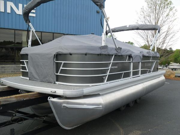 2021 Godfrey Pontoon boat for sale, model of the boat is SW 2286 SBX Sport Tube 27 in. & Image # 22 of 39
