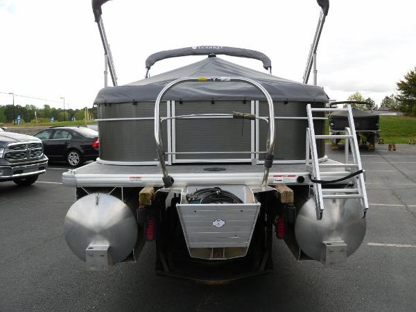 2021 Godfrey Pontoon boat for sale, model of the boat is SW 2286 SBX Sport Tube 27 in. & Image # 31 of 39