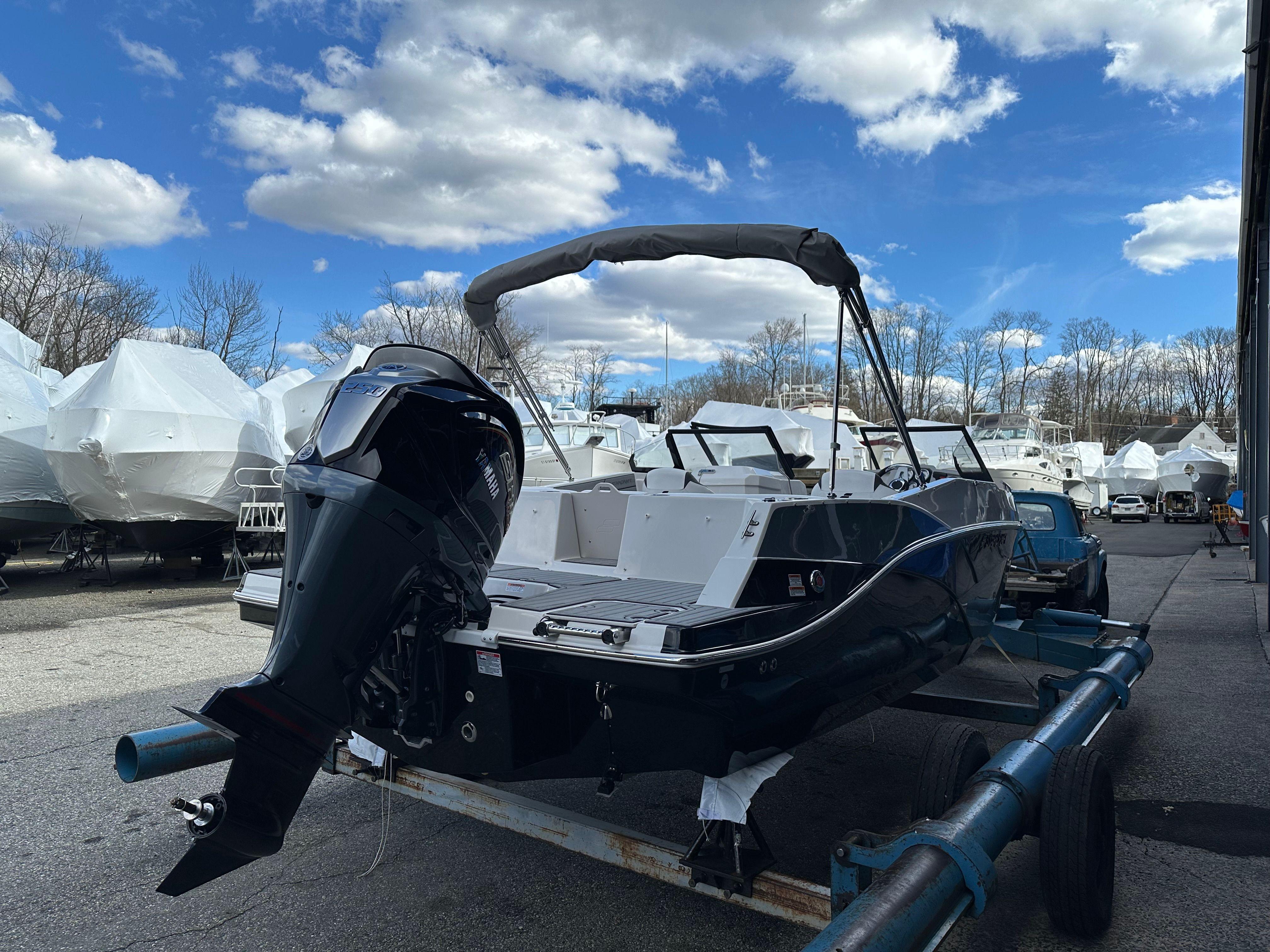 2024 Starcraft SVX 230 OB-10