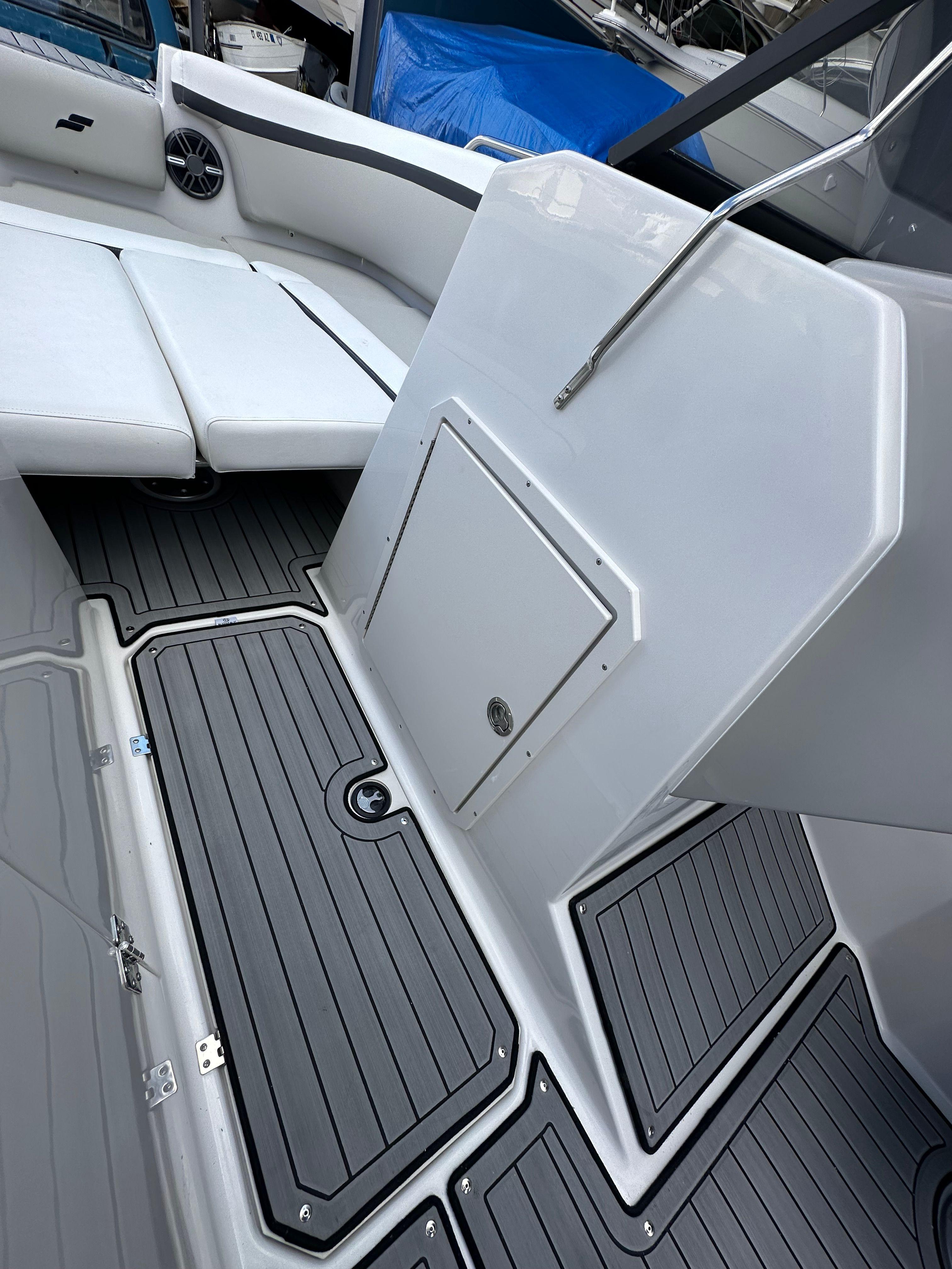 2024 Starcraft SVX 230 OB-23