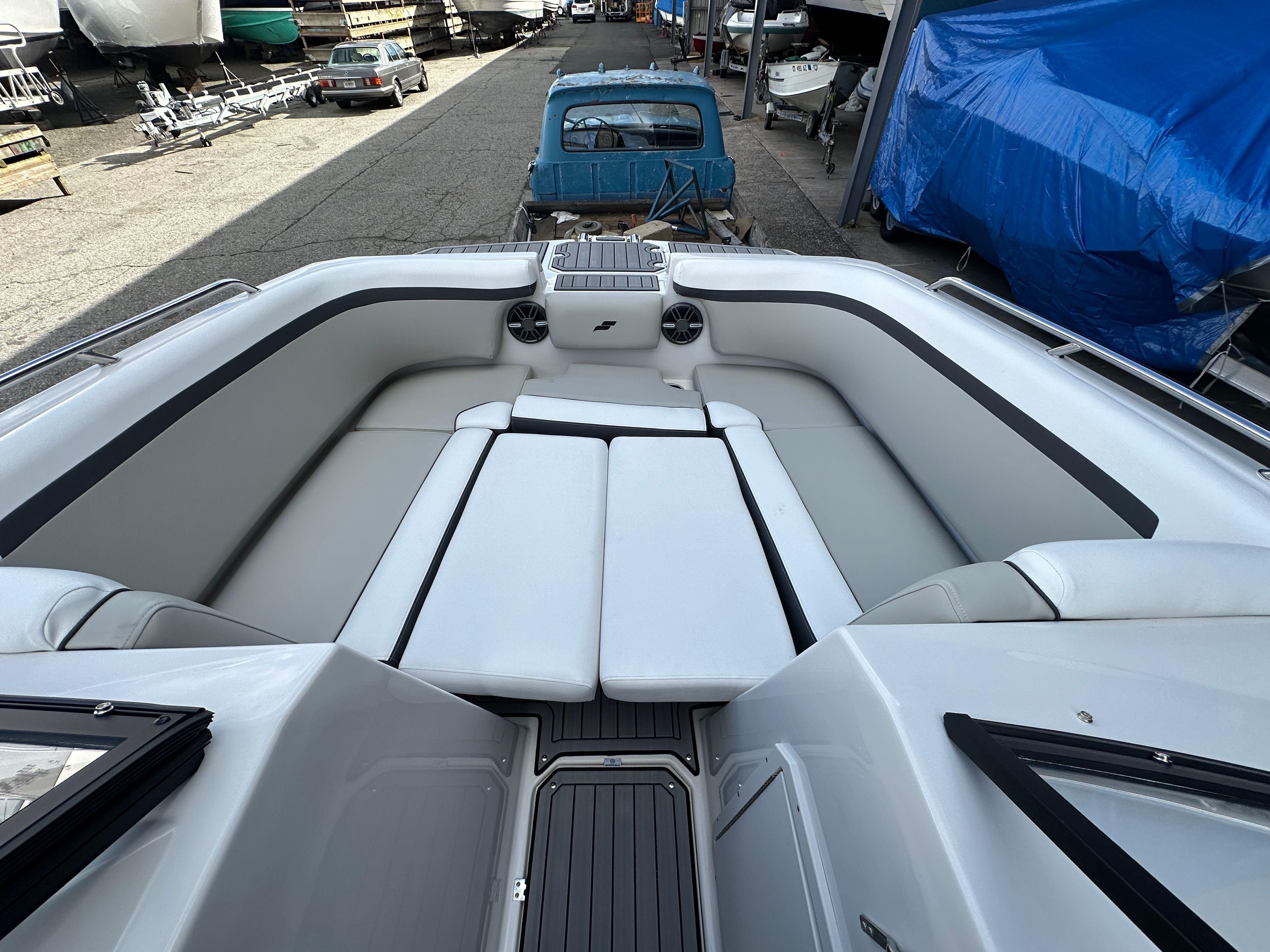 2024 Starcraft SVX 230 OB-25