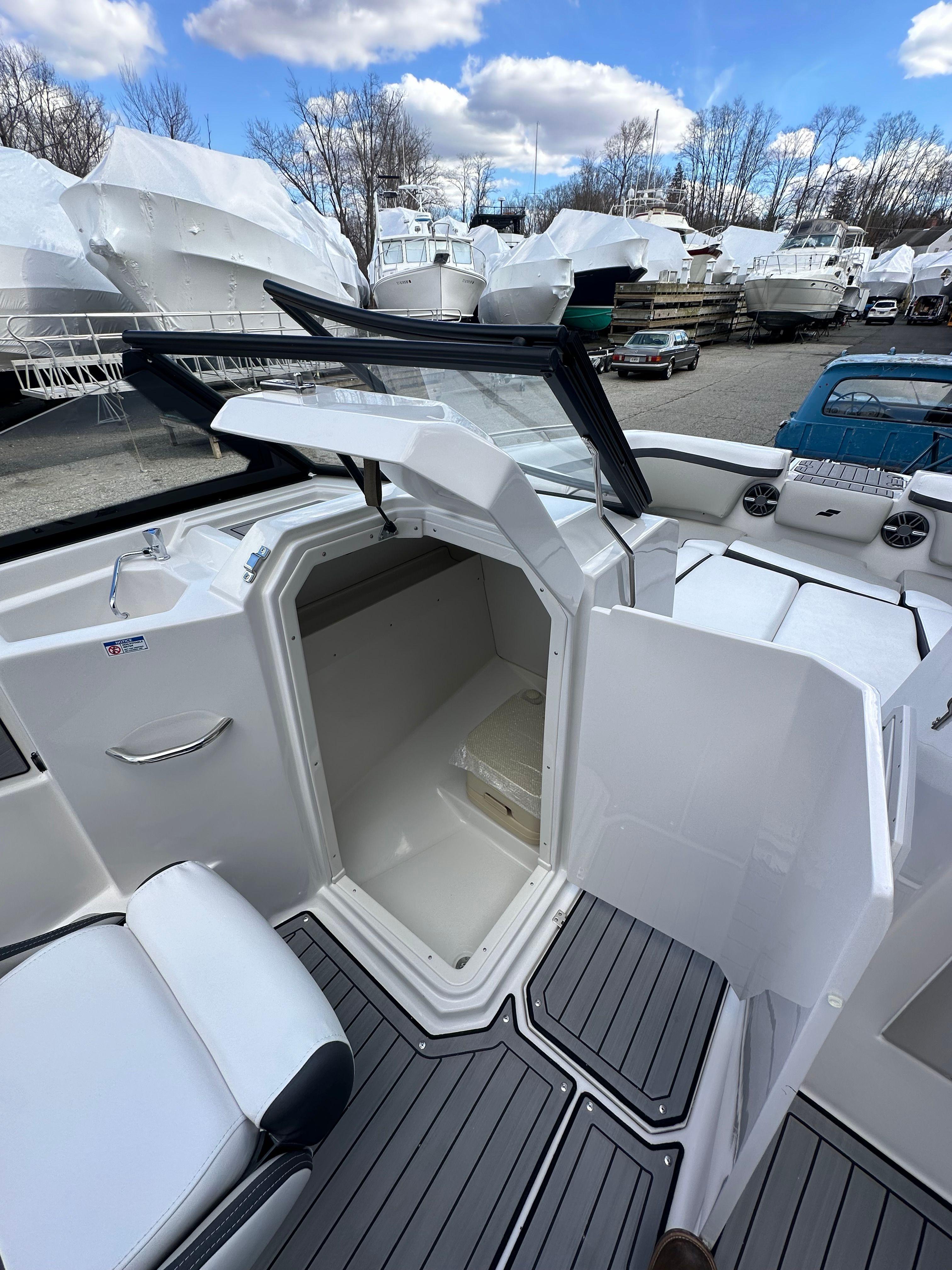 2024 Starcraft SVX 230 OB-20