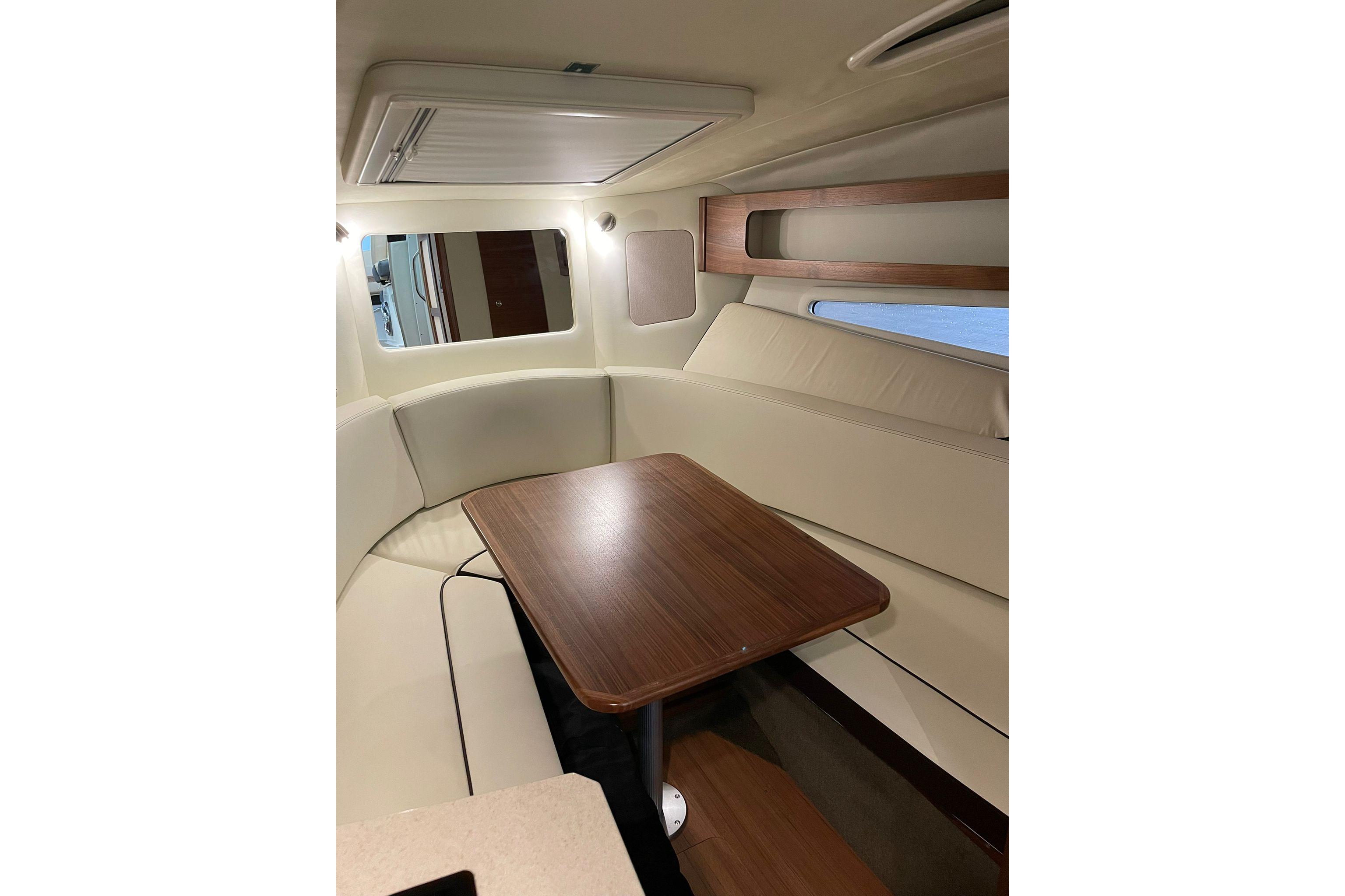 2021 Sea Ray 265 Sundancer large 13