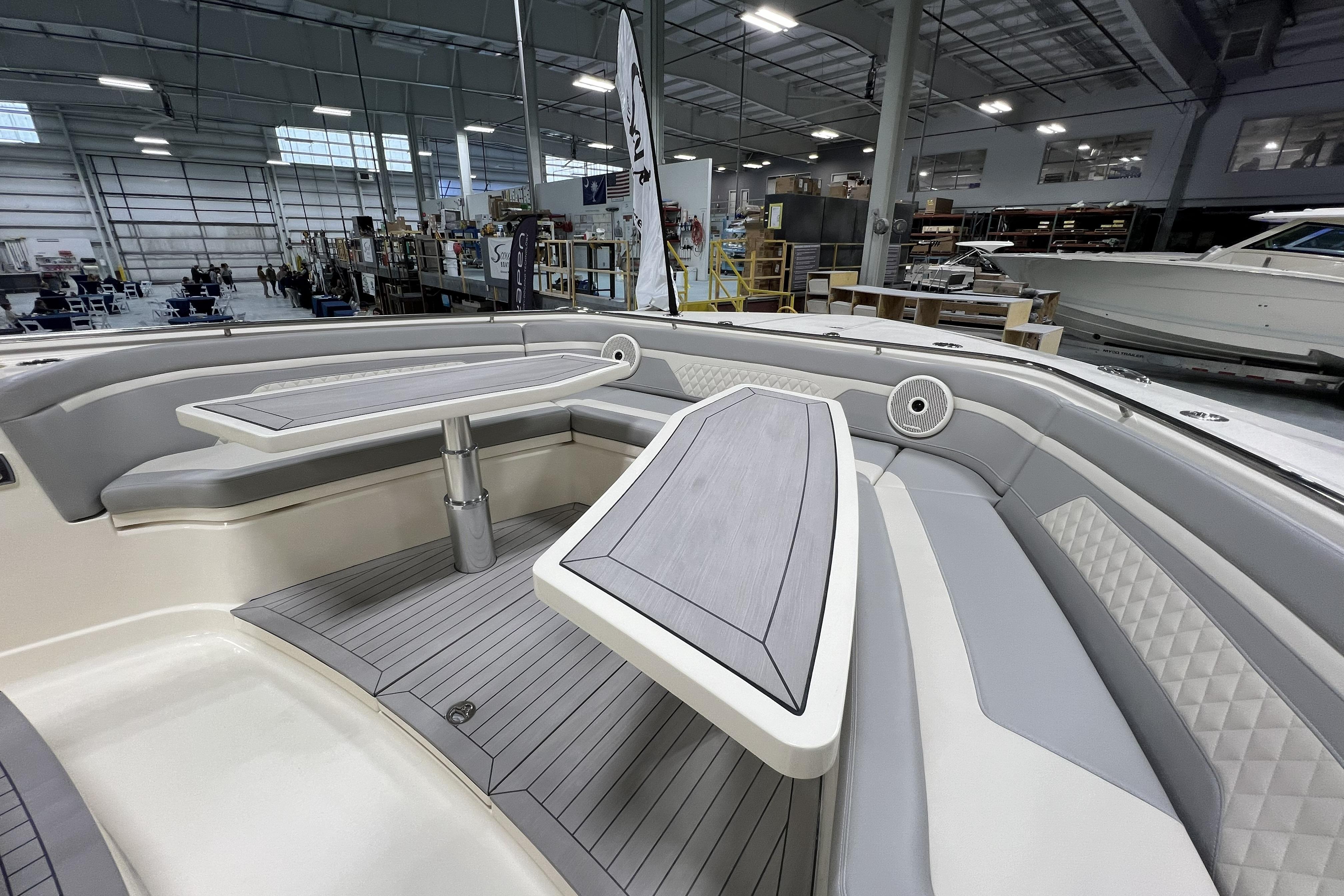 2025 Scout 530 LXF-19