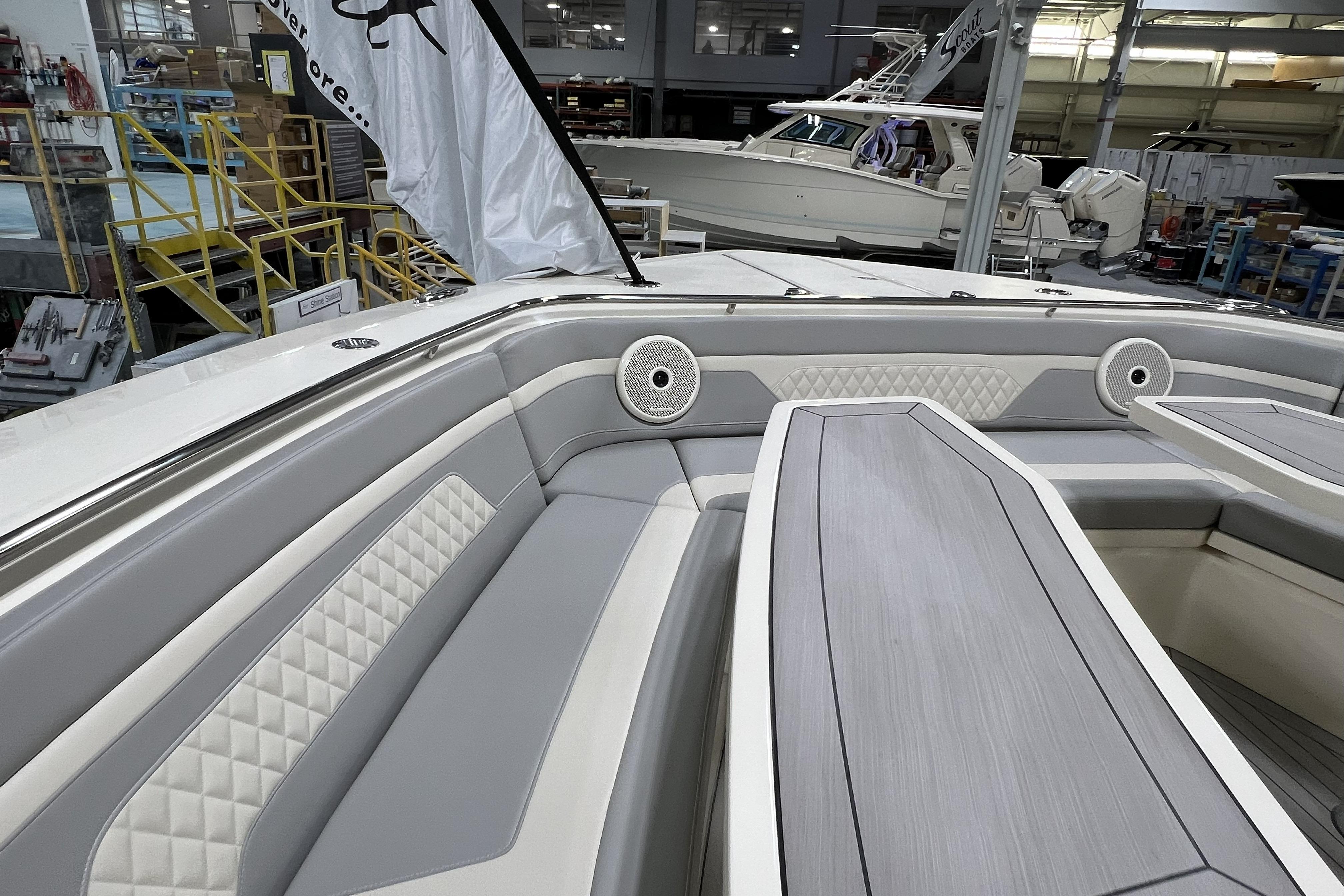 2025 Scout 530 LXF-20