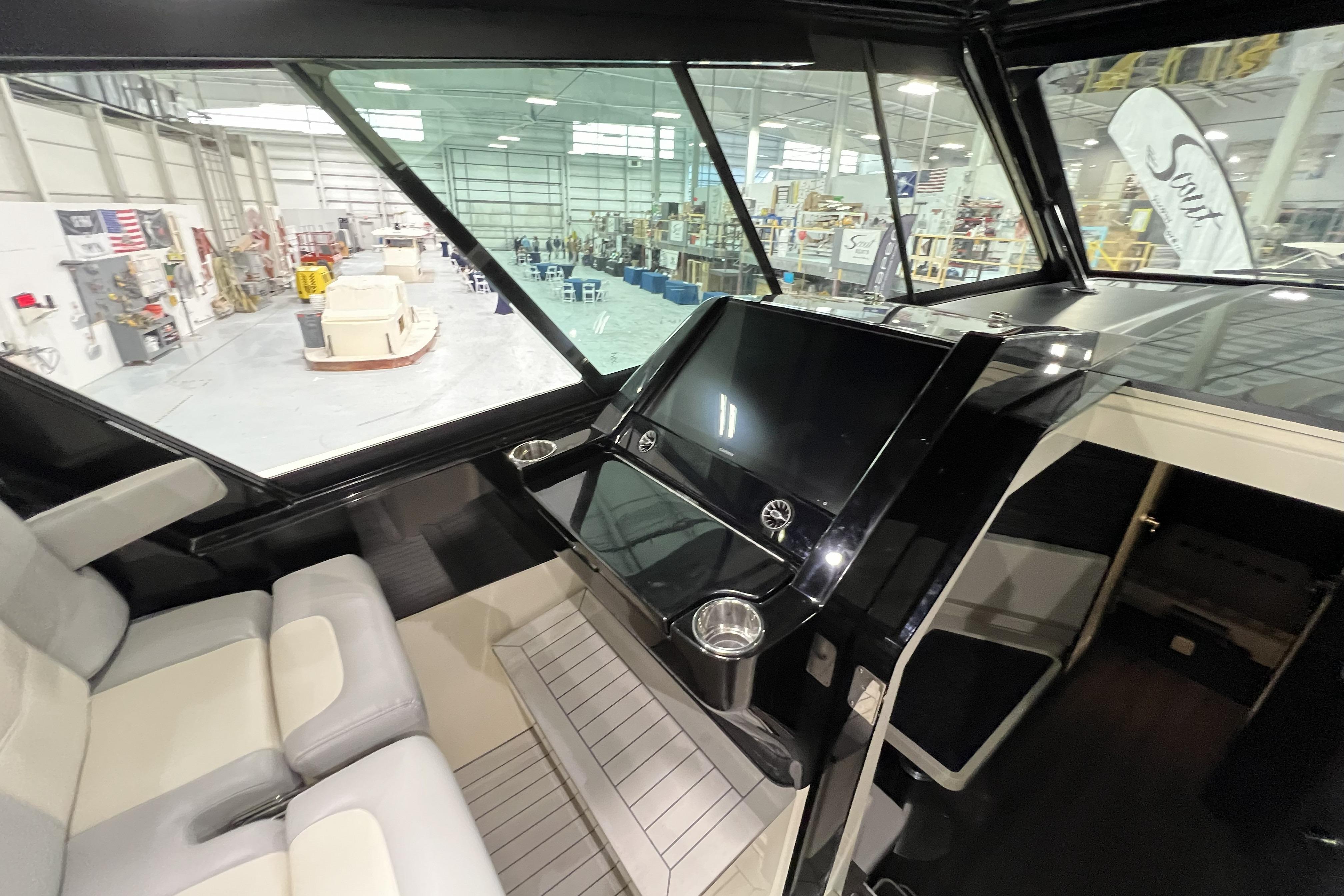 2025 Scout 530 LXF-15