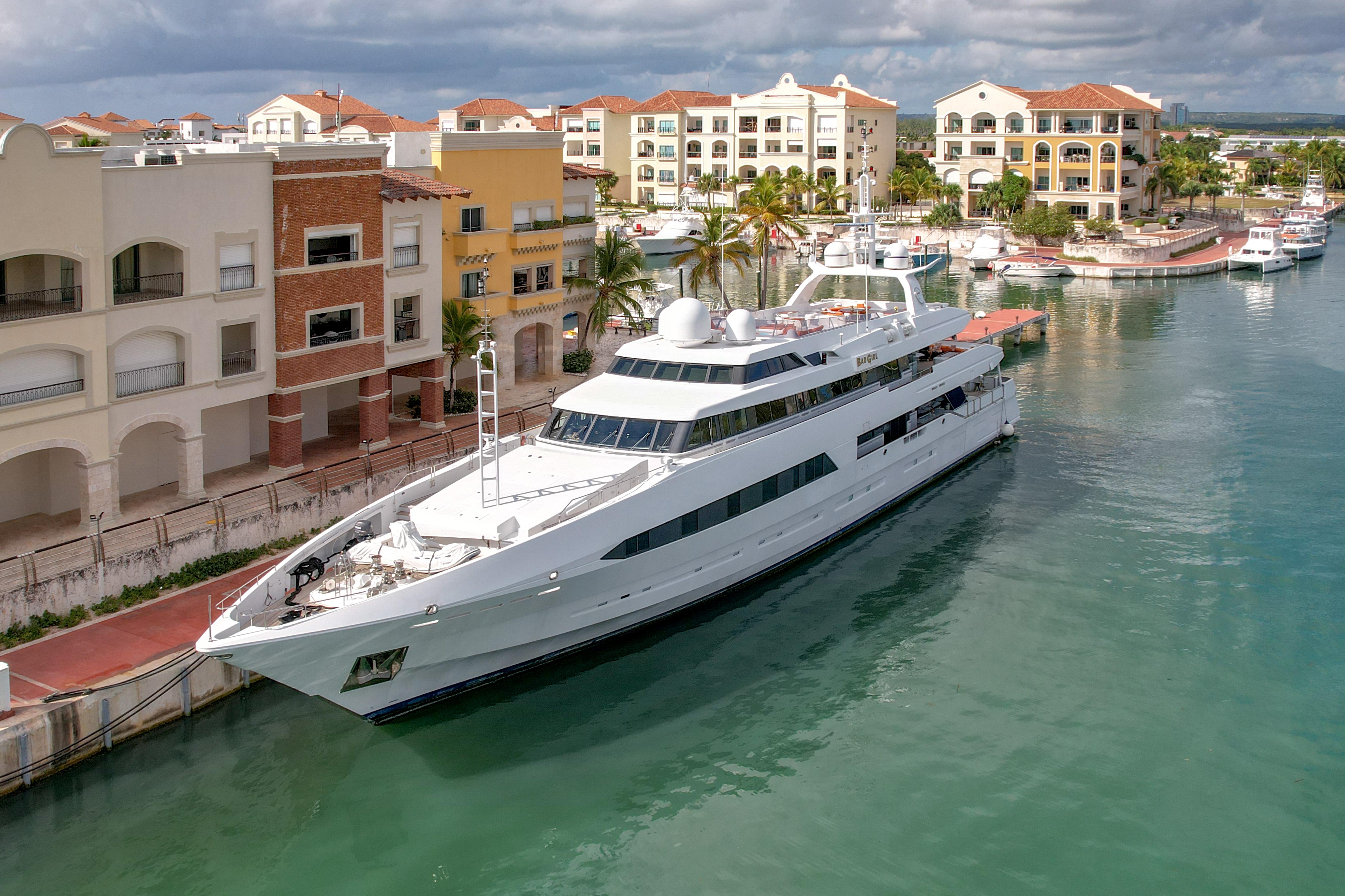 yacht in dominican republic for sale