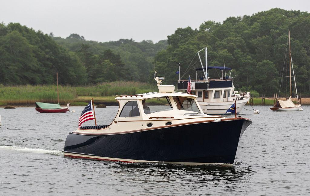 1999-hinckley-picnic-boat-classic-power-9875786-20250718122025201-1
