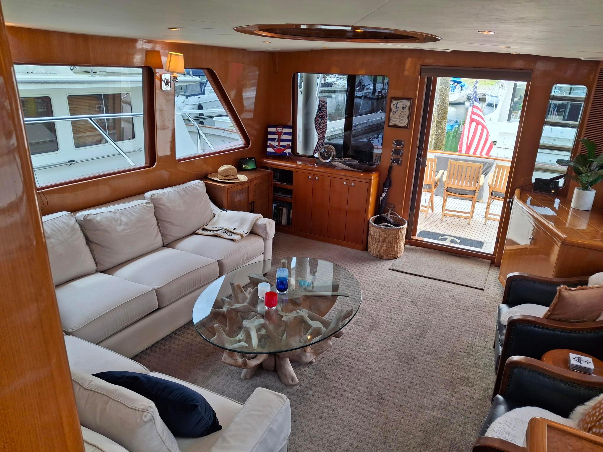 2004 Ocean Alexander 64 Pilothouse #TBRG60102LLC inventory image at Sun Country Yachts, South Lake Union (Seattle) 2004 Ocean Alexander 64 Pilothouse #TBRG60102LLC inventory image at Sun Country Yachts, South Lake Union (Seattle)