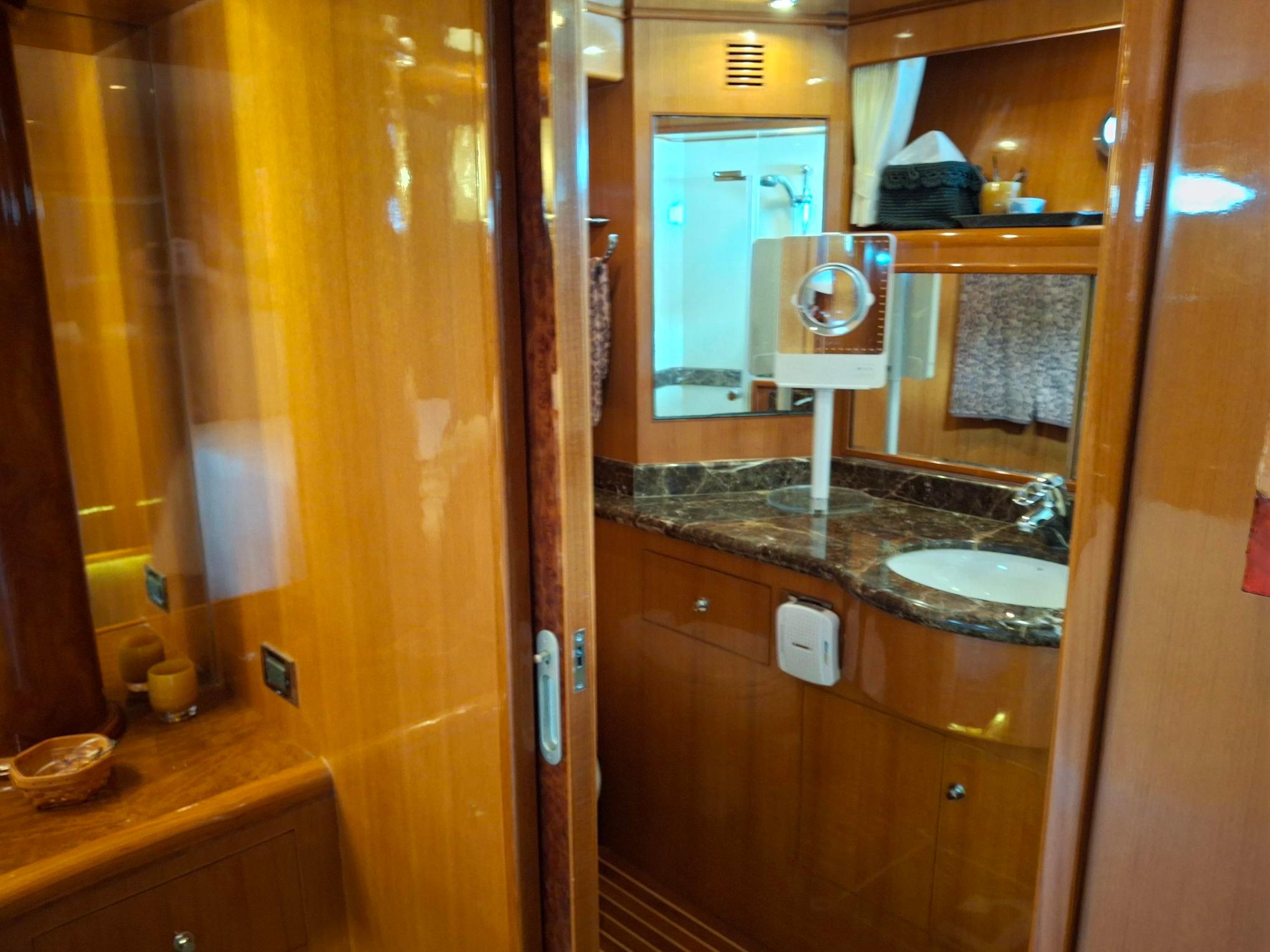 2004 Ocean Alexander 64 Pilothouse #TBRG60102LLC inventory image at Sun Country Yachts, South Lake Union (Seattle) 2004 Ocean Alexander 64 Pilothouse #TBRG60102LLC inventory image at Sun Country Yachts, South Lake Union (Seattle)