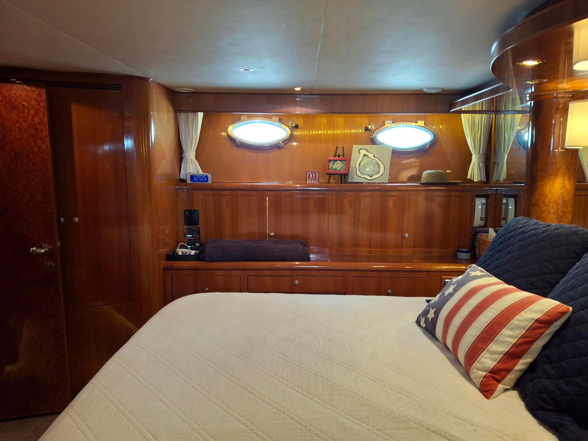 2004 Ocean Alexander 64 Pilothouse #TBRG60102LLC inventory image at Sun Country Yachts, South Lake Union (Seattle) 2004 Ocean Alexander 64 Pilothouse #TBRG60102LLC inventory image at Sun Country Yachts, South Lake Union (Seattle)