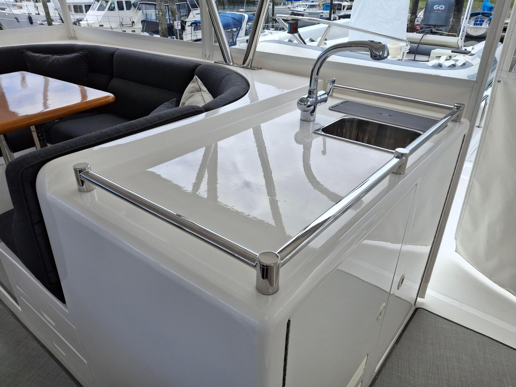 2004 Ocean Alexander 64 Pilothouse #TBRG60102LLC inventory image at Sun Country Yachts, South Lake Union (Seattle) 2004 Ocean Alexander 64 Pilothouse #TBRG60102LLC inventory image at Sun Country Yachts, South Lake Union (Seattle)