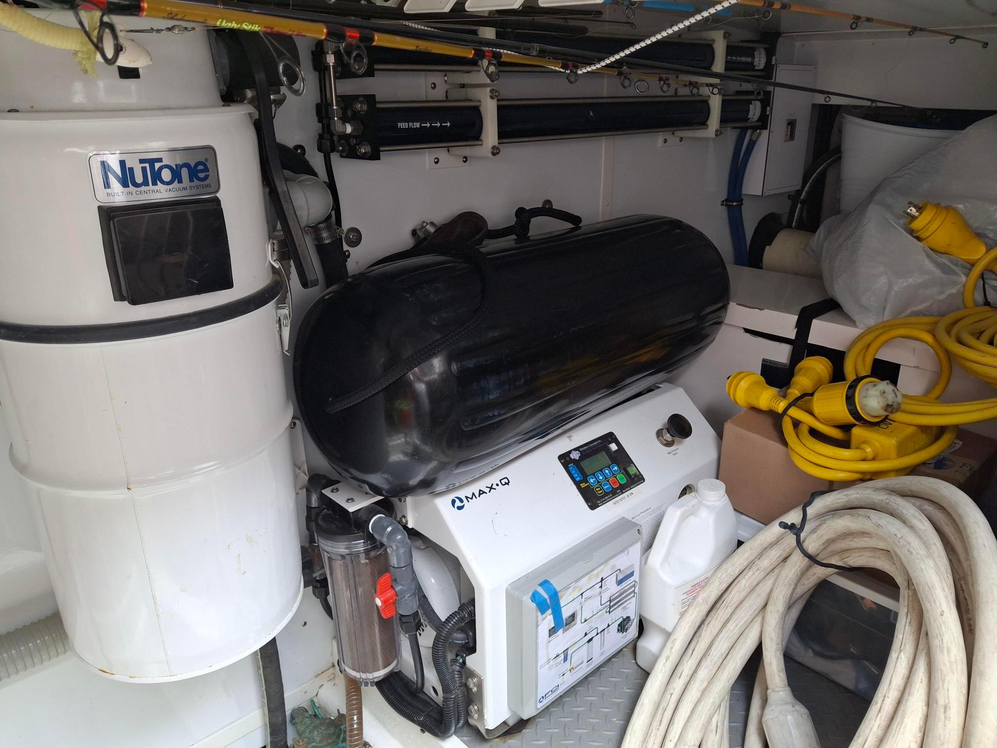2004 Ocean Alexander 64 Pilothouse #TBRG60102LLC inventory image at Sun Country Yachts, South Lake Union (Seattle) 2004 Ocean Alexander 64 Pilothouse #TBRG60102LLC inventory image at Sun Country Yachts, South Lake Union (Seattle)