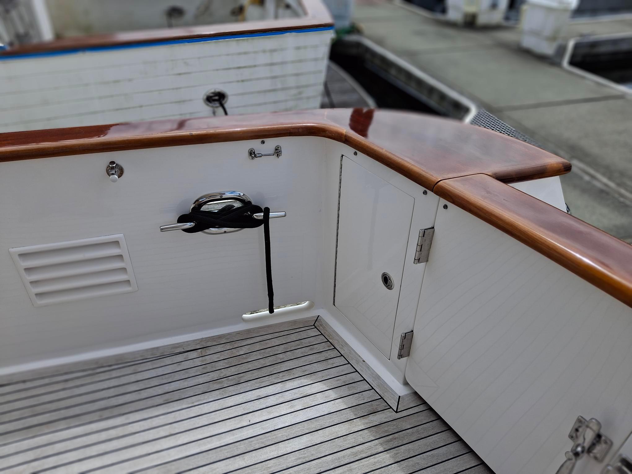 2004 Ocean Alexander 64 Pilothouse #TBRG60102LLC inventory image at Sun Country Yachts, South Lake Union (Seattle) 2004 Ocean Alexander 64 Pilothouse #TBRG60102LLC inventory image at Sun Country Yachts, South Lake Union (Seattle)