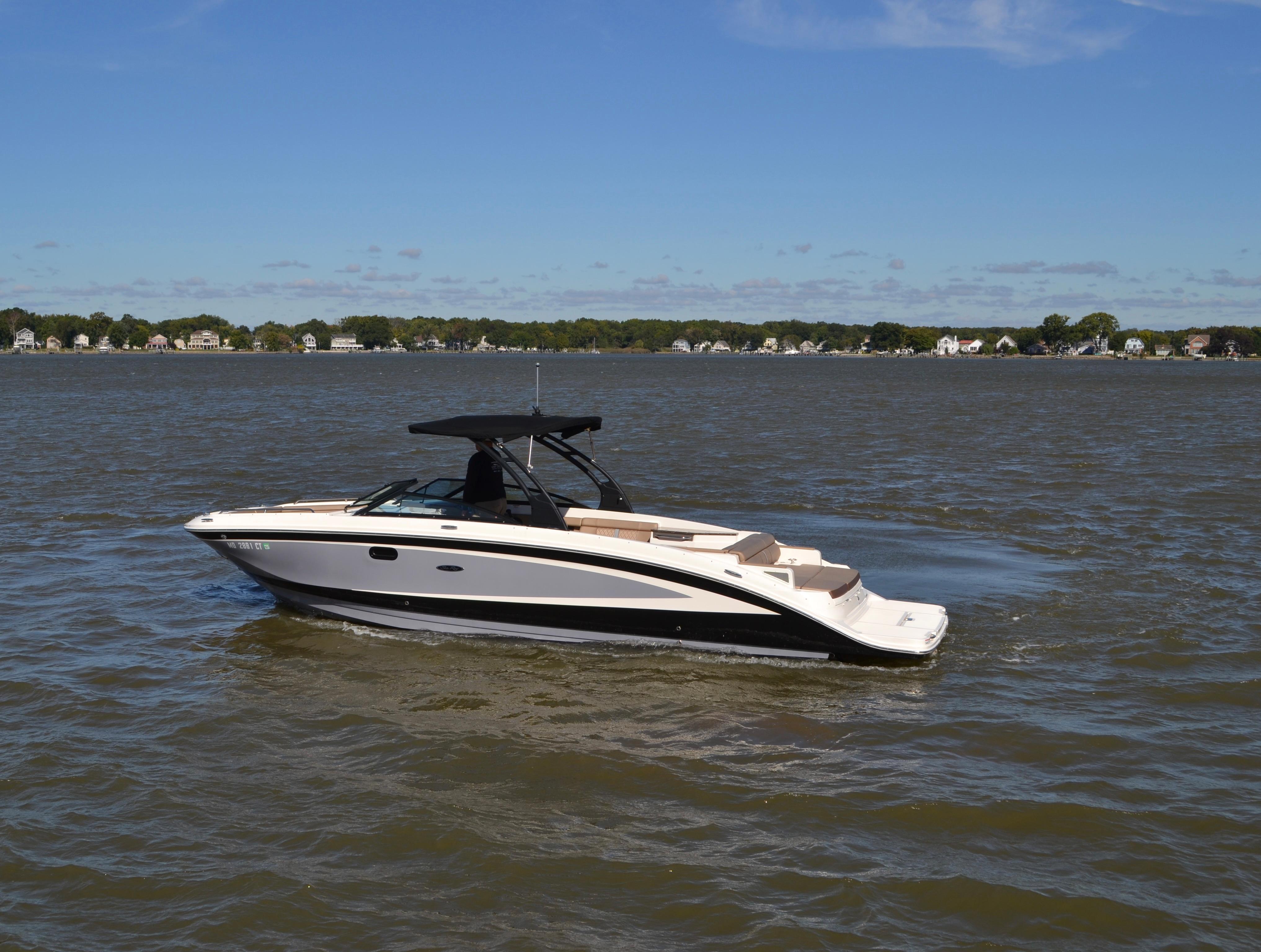 2017 Sea Ray 290 SDX