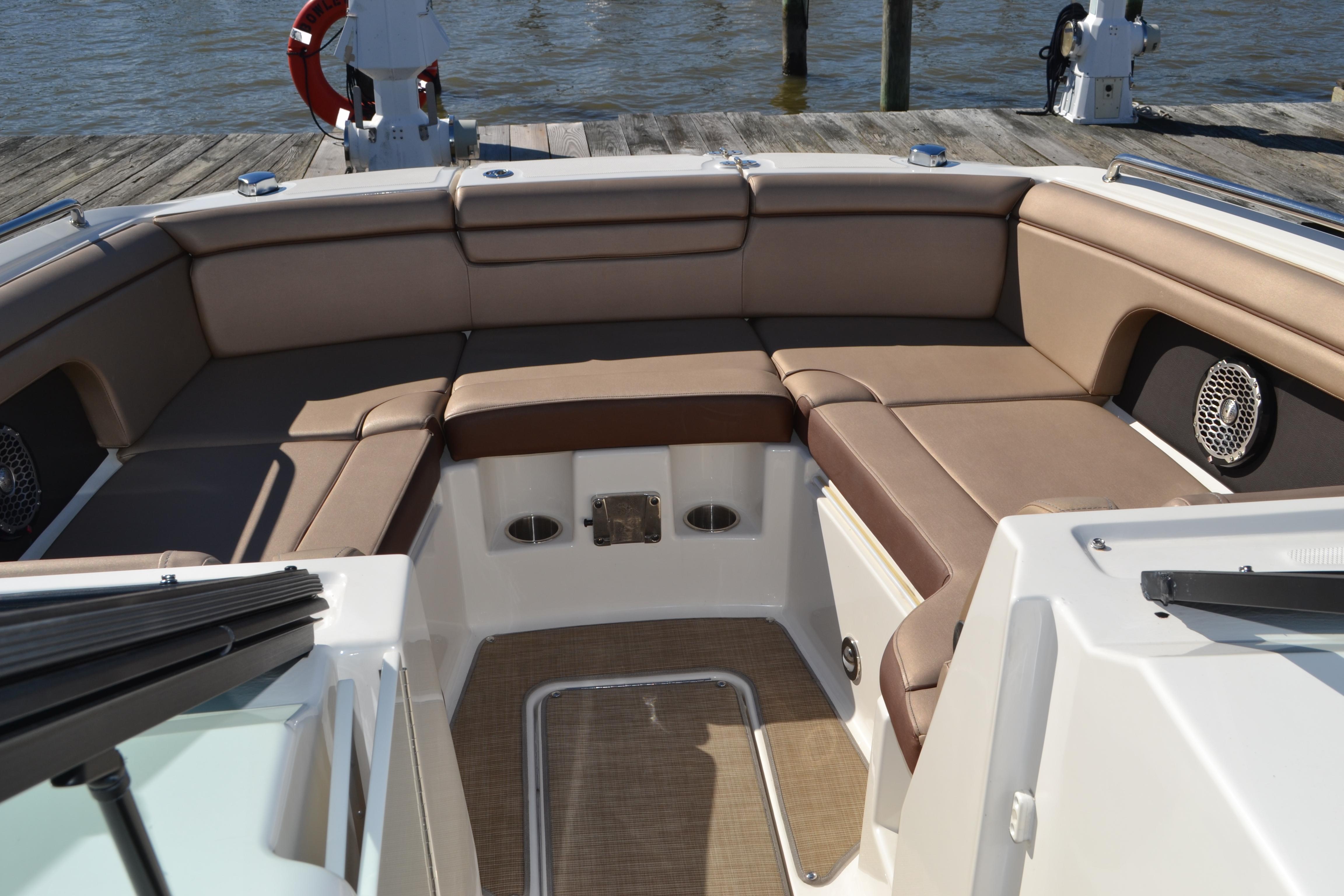 2017 Sea Ray 290 SDX