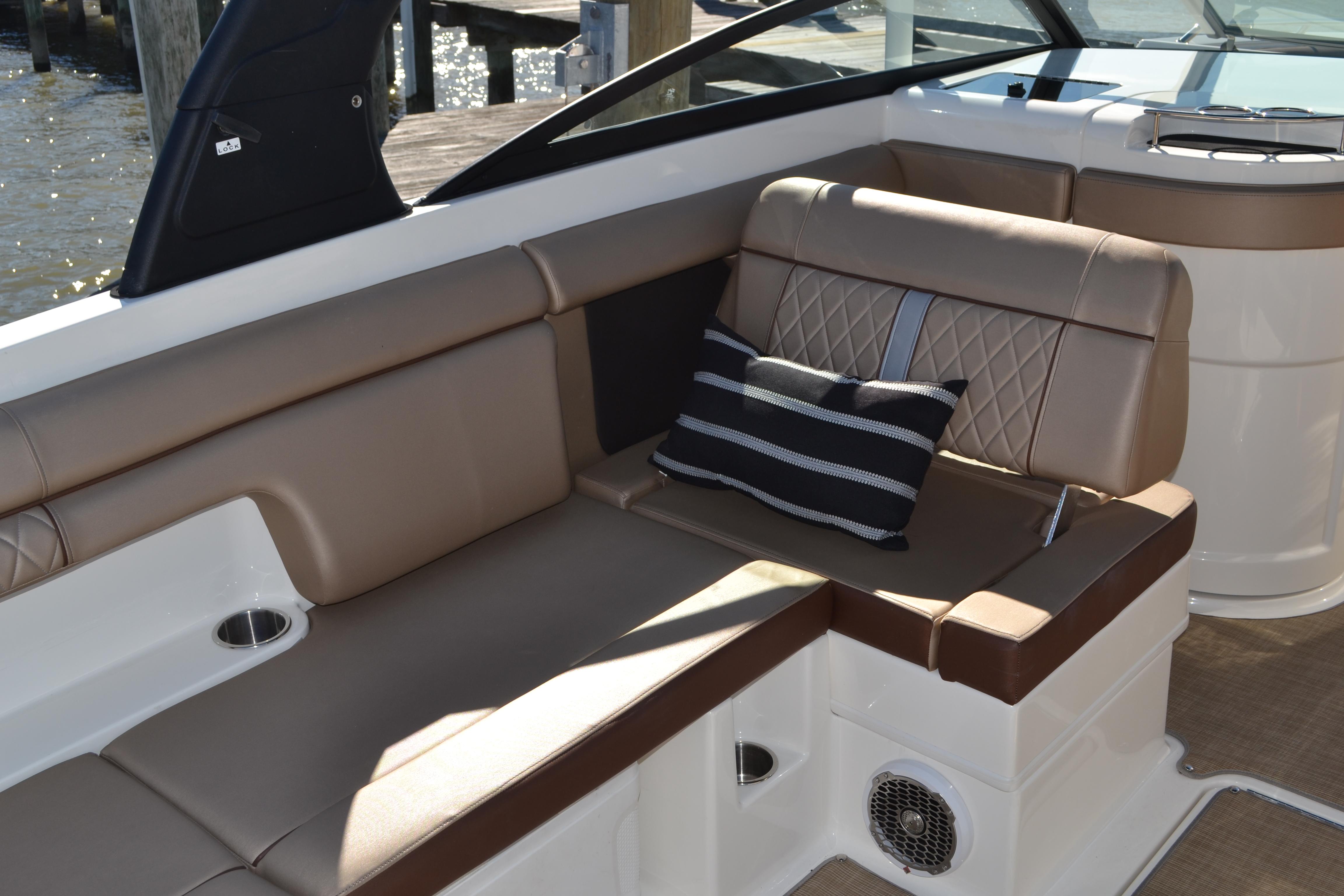 2017 Sea Ray 290 SDX