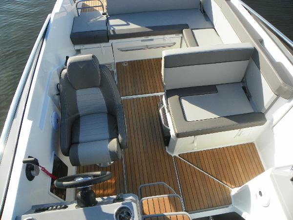 Jeanneau Cap Camarat 7.5 DC