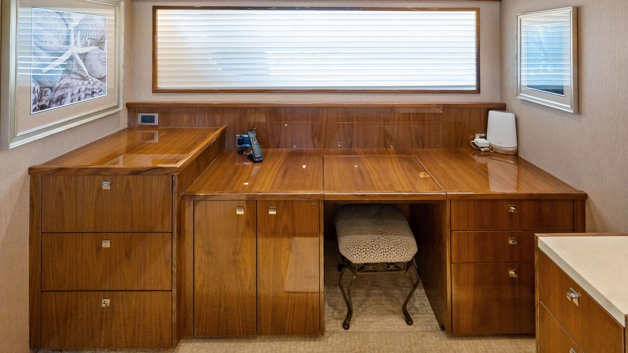 Viking 75 AMORE - Master Stateroom Desk