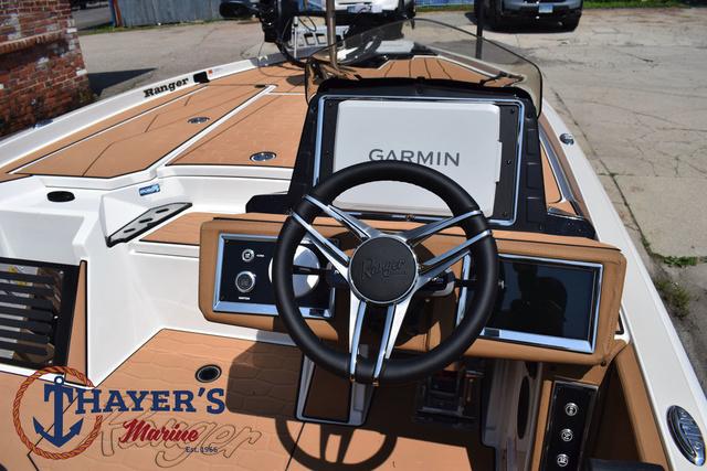 2025 Ranger Z520R Cup-Equipped boat dashboard with Garmin display and steering wheel.