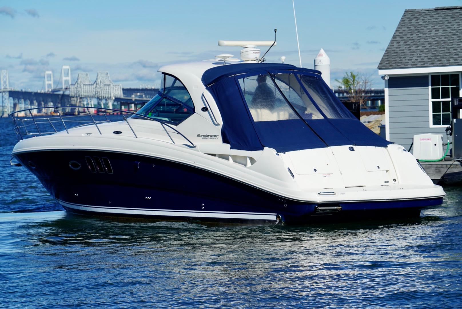 2010 Sea Ray 390 Sundancer