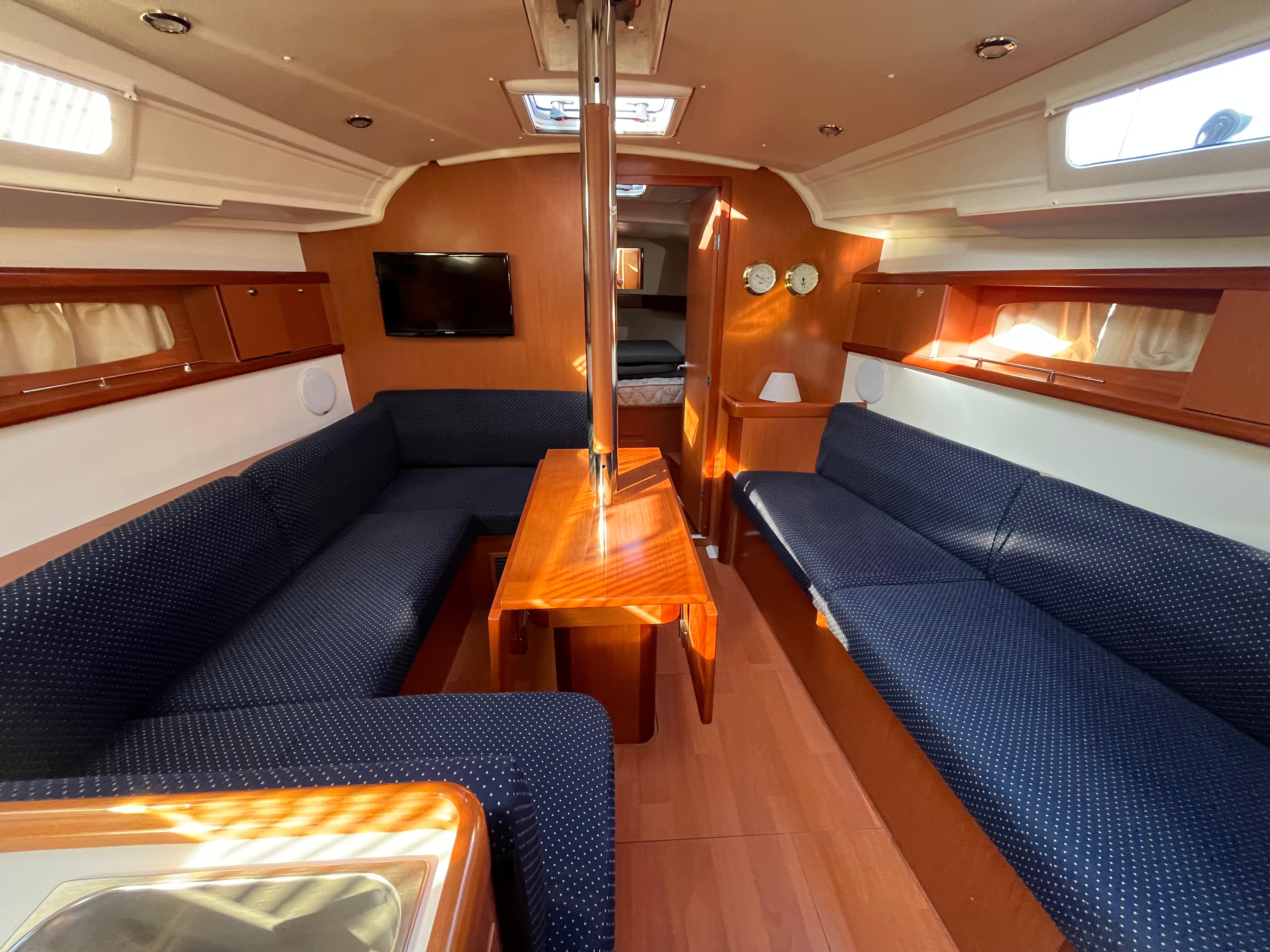 Yacht Photos Pics