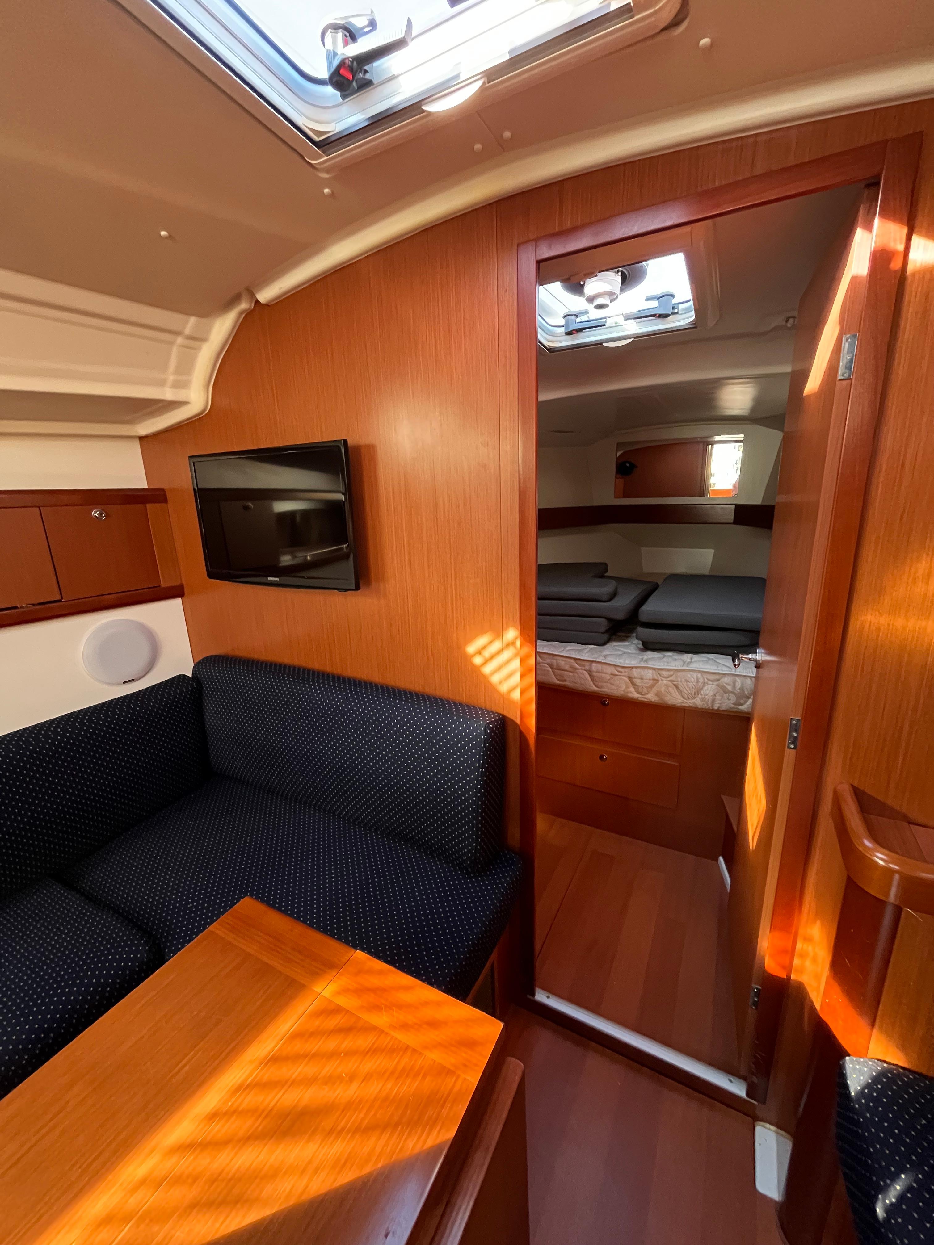 Yacht Photos Pics