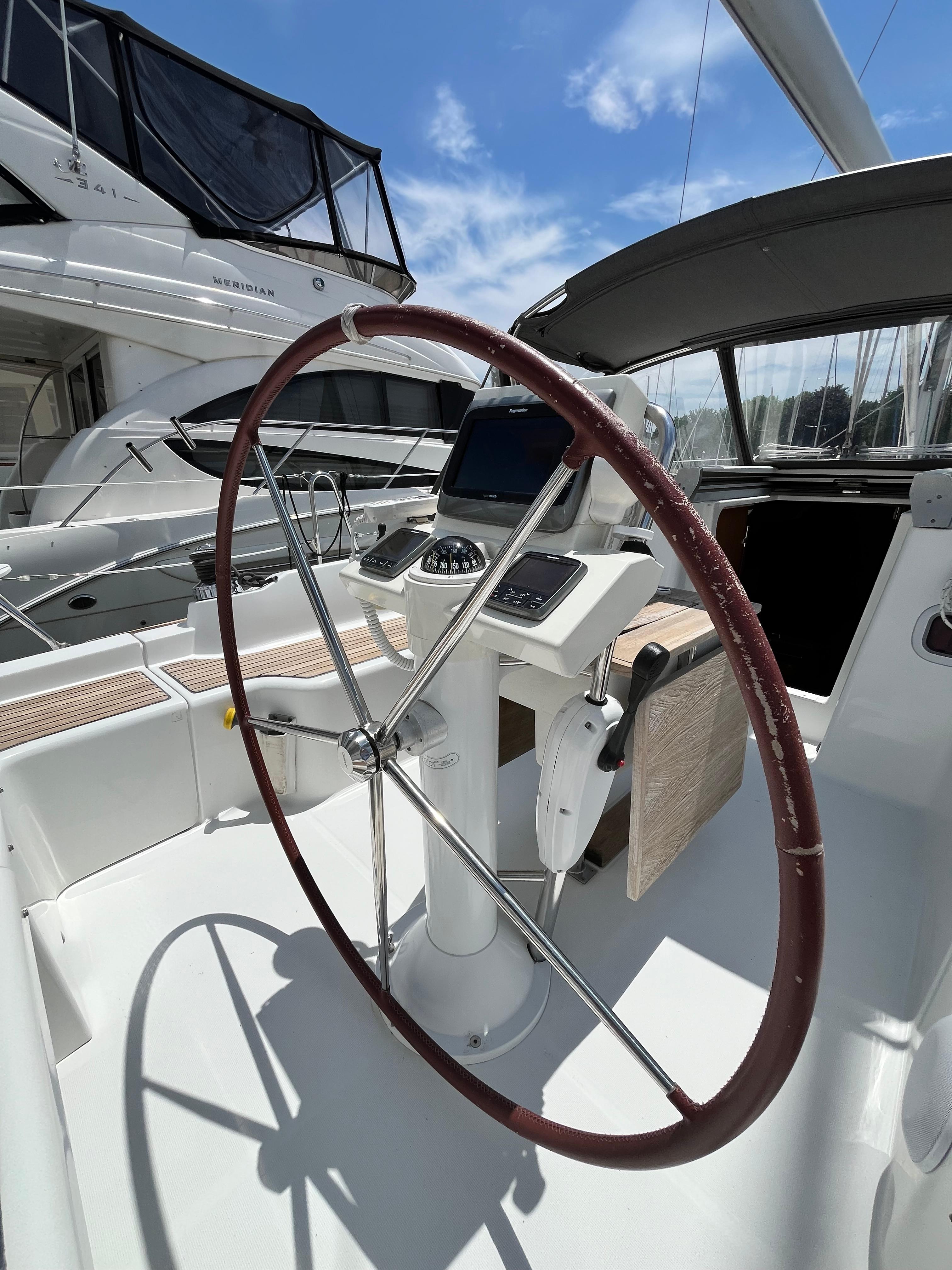 Yacht Photos Pics