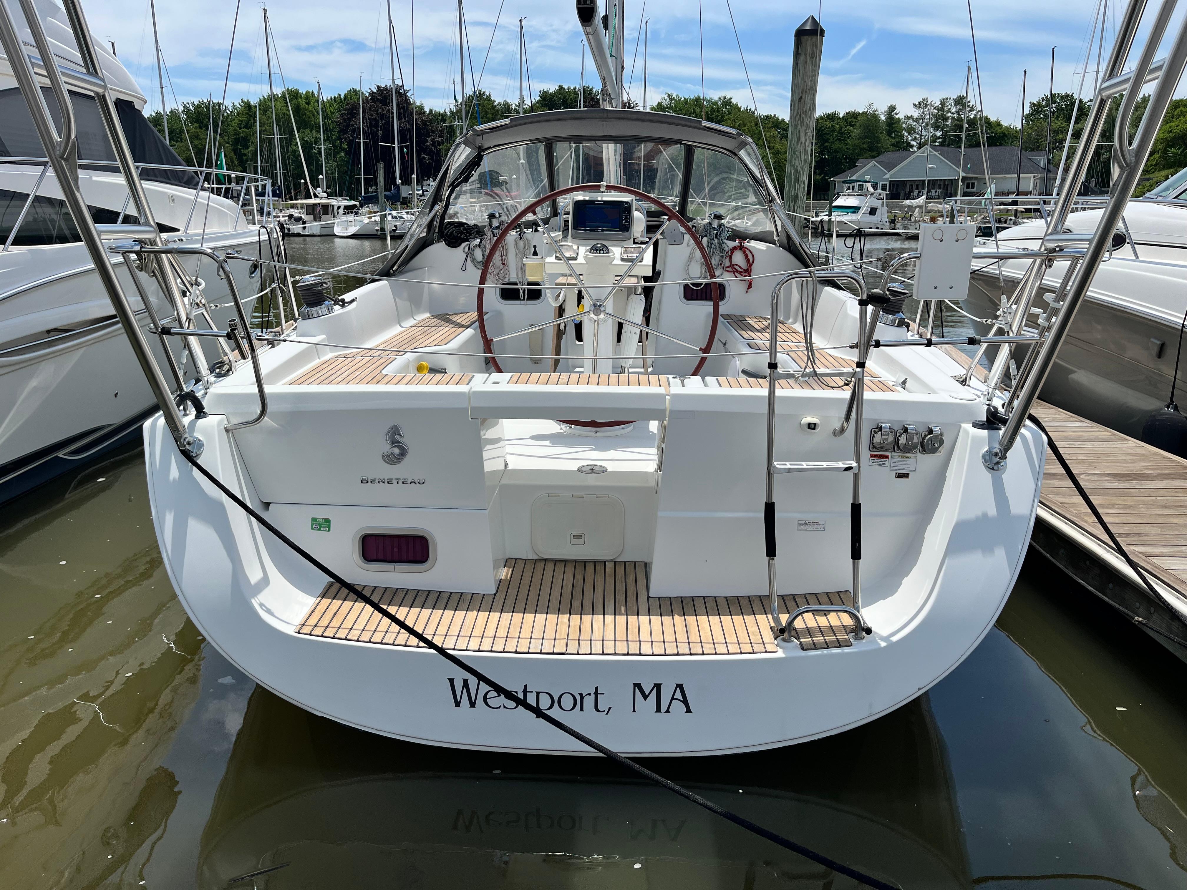 Yacht Photos Pics