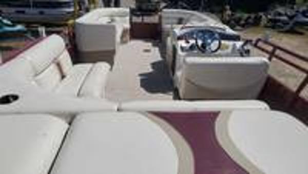 2013 Bentley boat for sale, model of the boat is Encore 240 Cruise & Image # 12 of 18
