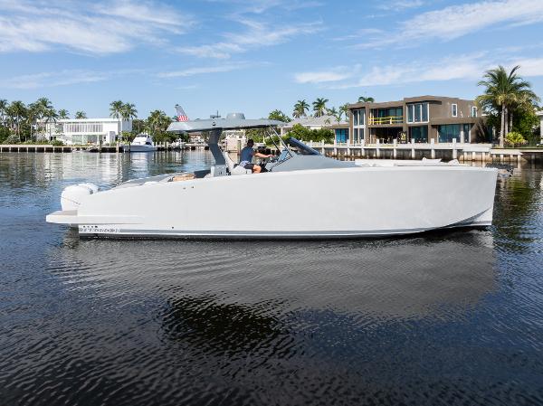 2022 Tesoro T38 Cruiser